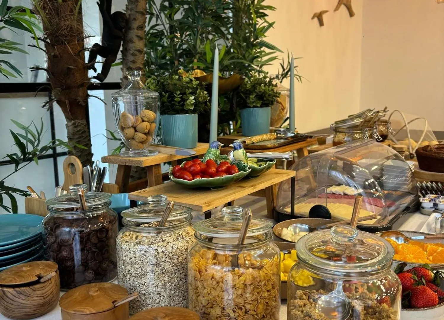 Bed & Breakfast Marsuites Armacao de Pera