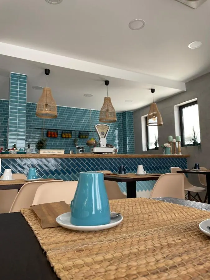 Marsuites Armacao de Pera Bed & Breakfast